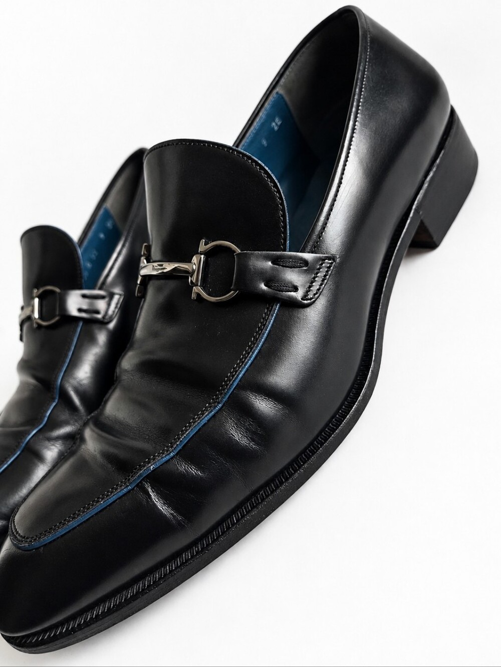 (9 Wide) Ferragamo Black Leather Slip-On Loafers With Gancini Horsebit
